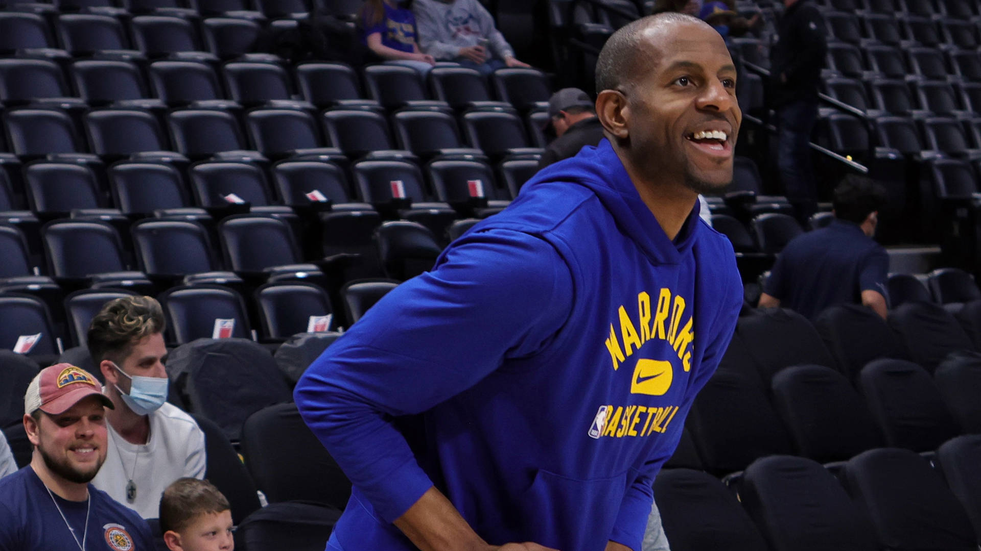 星空体育官网关于托特纳姆迎NBA季后赛关键赛，转会期官宣签约，赛场秩序良好，资深球员宣示担当的信息