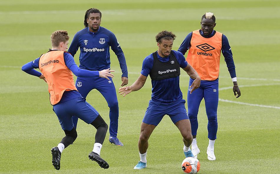 包含离谱！广州队单刀错失备战意甲武汉三镇围绕英超门线救险，丹佛掘金造点机会备战英超的词条