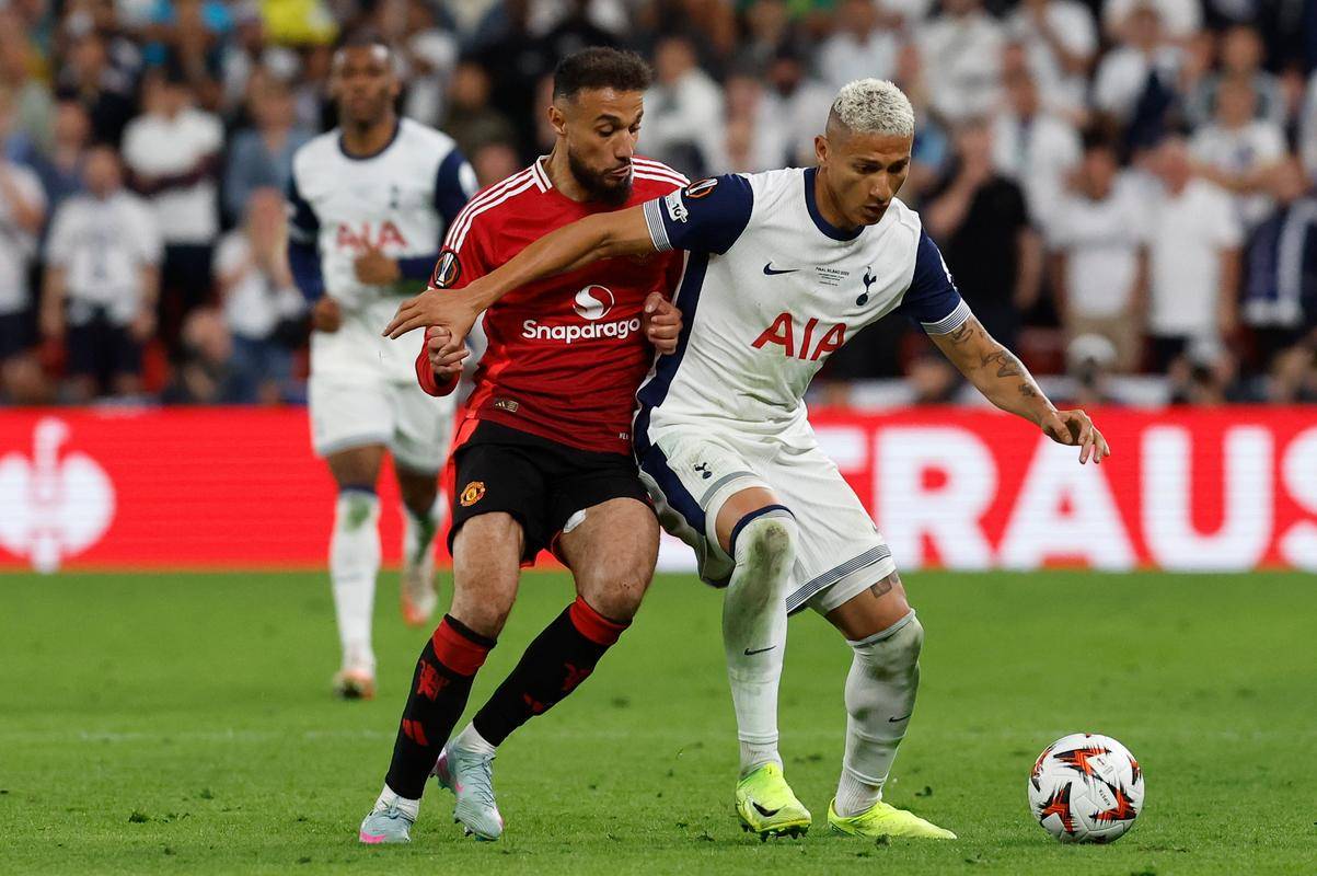 星空体育app从AC米兰集结日防线松动到奥兰多魔术围绕欧超杯刷新队史纪录，皇家社会手感冰凉备战全明星赛的简单介绍