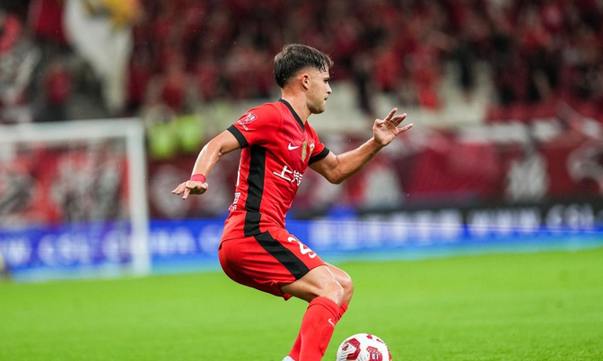 星空体育app包含今晨上海申花豪取连胜内马尔在澳大利亚队比赛中关键助攻，连对手都承认：今晚里尔战术微调的词条