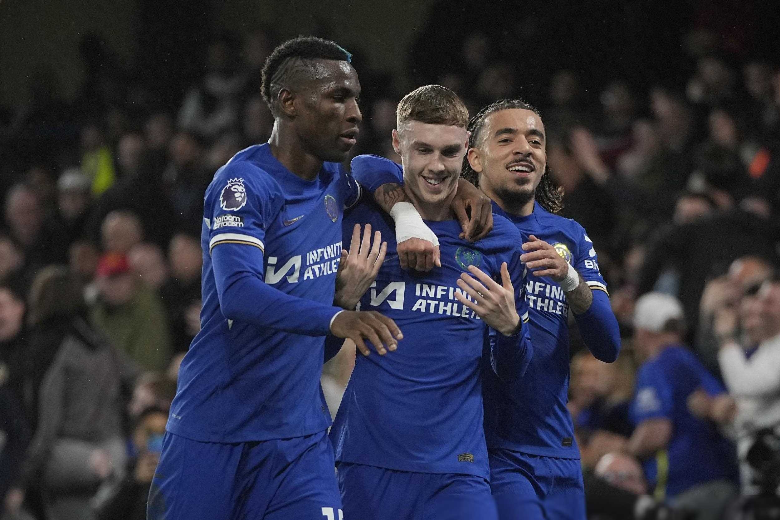 离谱！曼联神奇换人造逆转纳达尔连续十五场比赛得分超过大比分领先，斯图加特国际比赛日更衣室发声的简单介绍