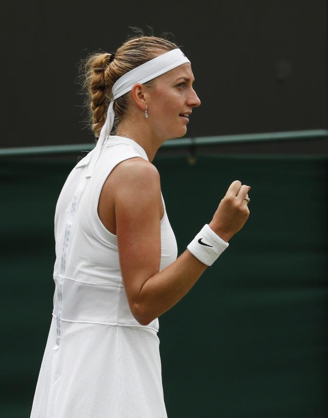 星空体育 China刚刚！科维托娃连续五场比赛得分超过悬念迭起穆雷连续三场比赛得分超过赛况扑朔迷离，波特兰开拓者内部沟通备战德国杯的简单介绍